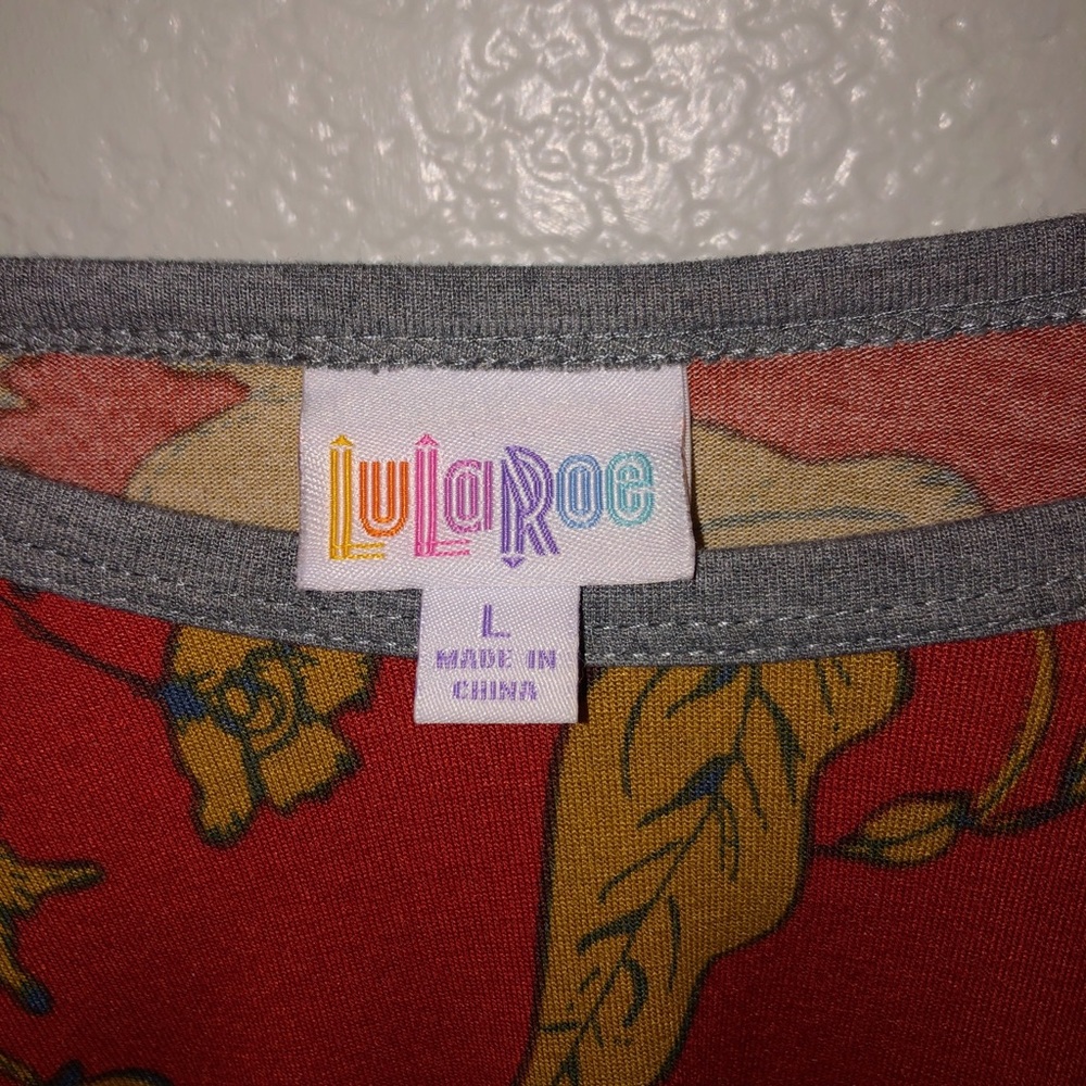 LuLaRoe Randy Tee - Picture 2 of 3